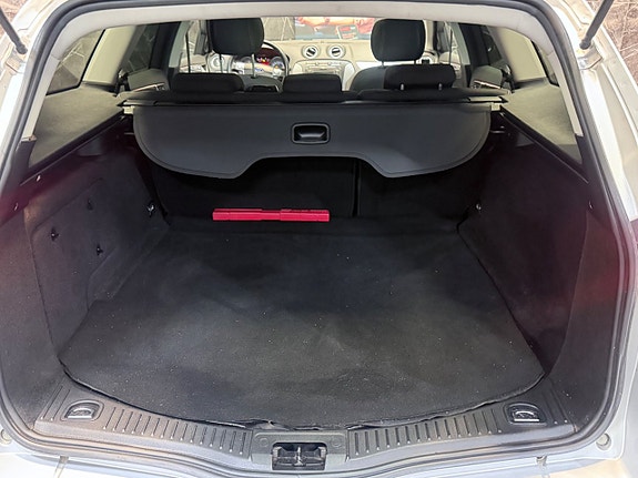 Ford Mondeo 16 of 16