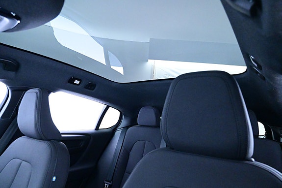 Volvo C40 20 of 27