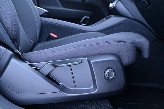 Volvo C40 12 of 27