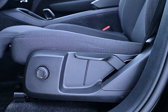 Volvo C40 10 of 27