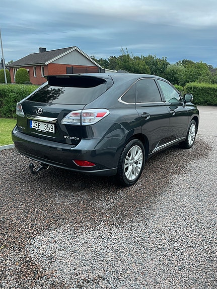 Lexus RX450h 3 of 10