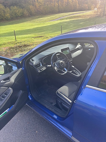 Renault Clio 3 of 3