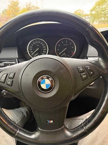 BMW 520i 9 of 9