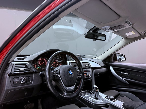 BMW 320d 11 of 14