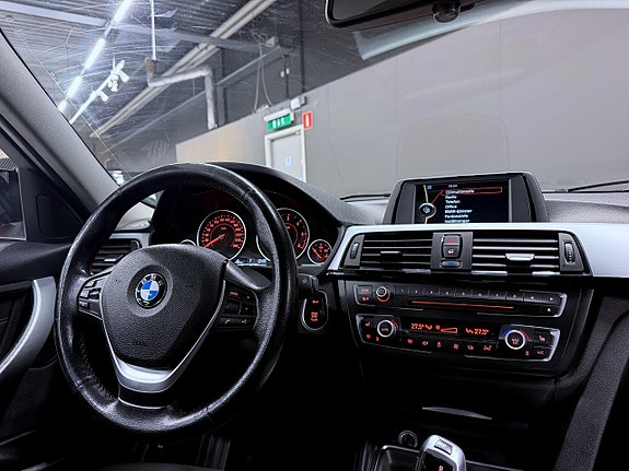 BMW 320d 13 of 14
