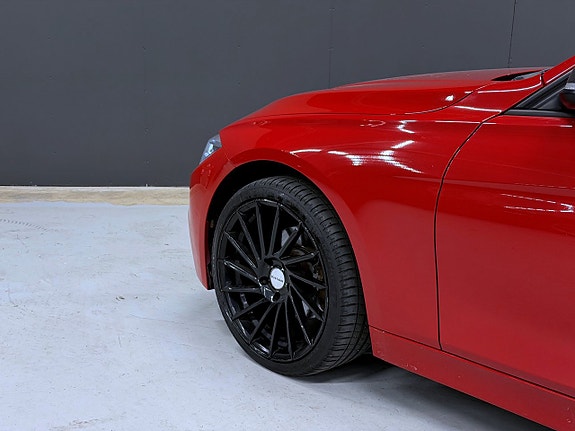 BMW 320d 12 of 14