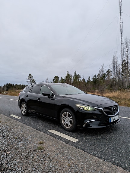 Mazda 6 3 of 5