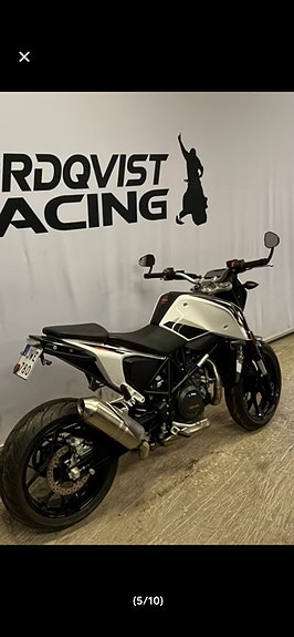 KTM 690 DUKE WHITE ABS 5 of 5