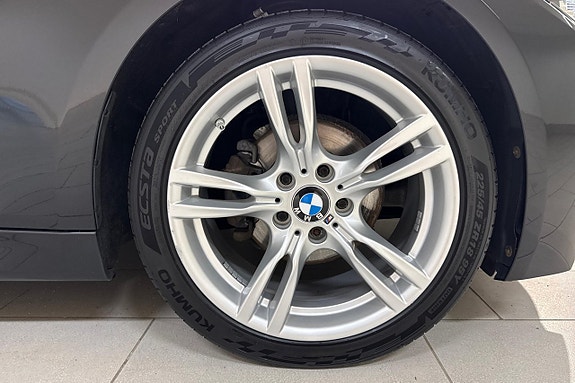 BMW 320 13 of 19