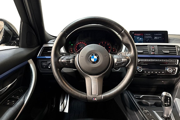 BMW 320 9 of 19