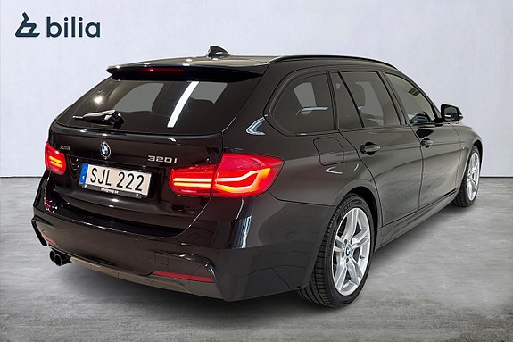 BMW 320 17 of 19