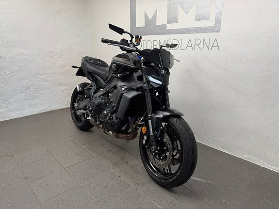 Yamaha MT-09 6 of 11
