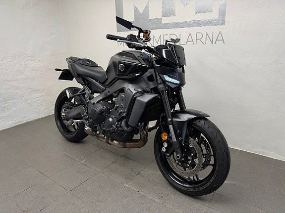 Yamaha MT-09 5 of 11