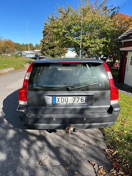 Volvo V70 5 of 13