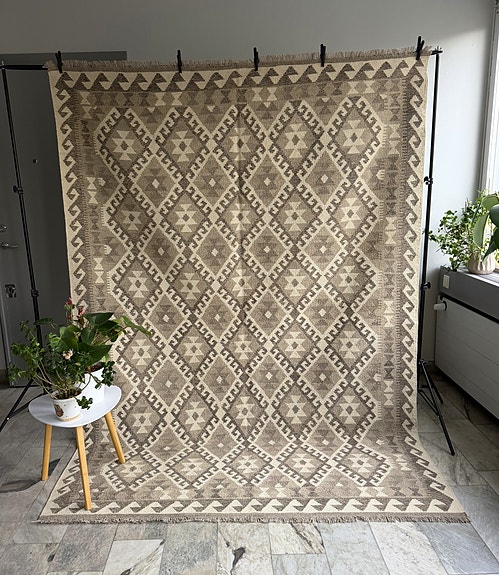 Product image 1 of 7