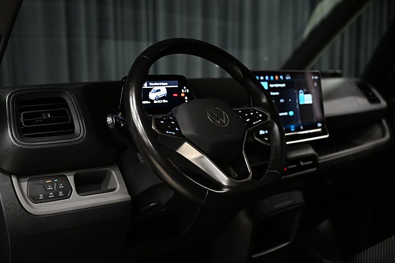 Volkswagen ID. Buzz 16 of 30