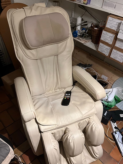 Product image 1 of 2
