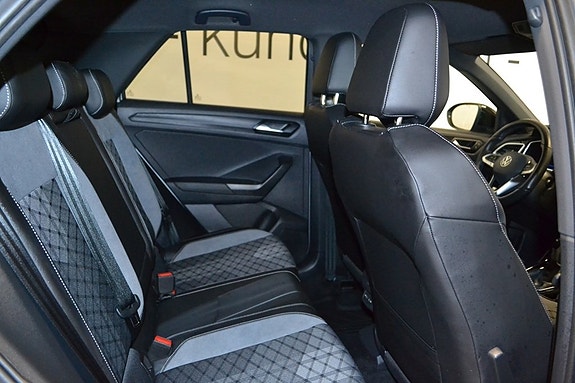 Volkswagen T-Roc 10 of 10