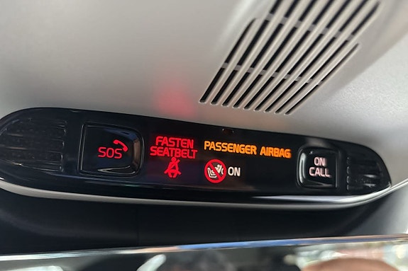 Volvo XC40 26 of 28