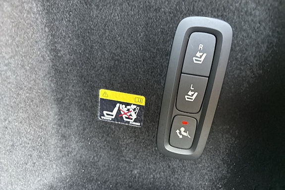 Volvo V60 15 of 23