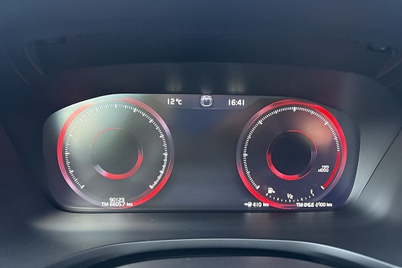 Volvo V60 17 of 23