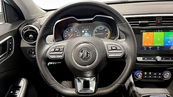 MG ZS EV 12 of 13