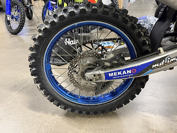 Yamaha YZ250F 3 of 8
