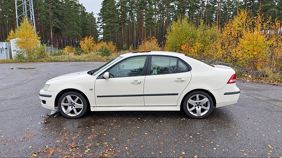 Saab 9-3 9 of 10