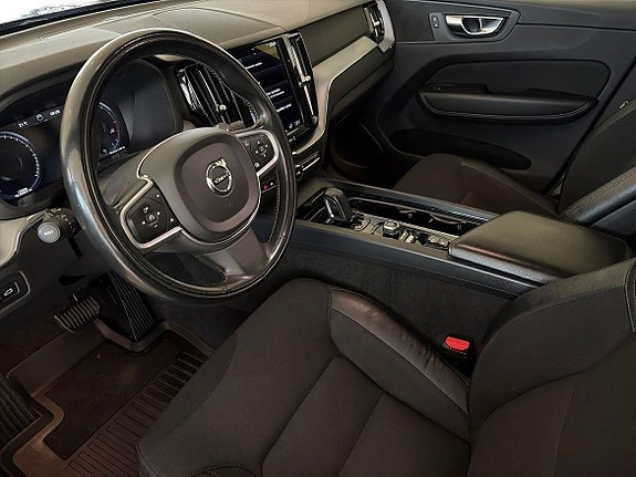 Volvo XC60 9 of 18