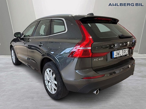 Volvo XC60 3 of 18