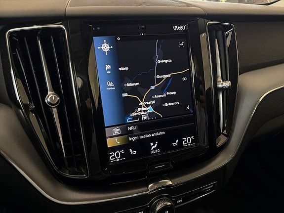 Volvo XC60 13 of 18
