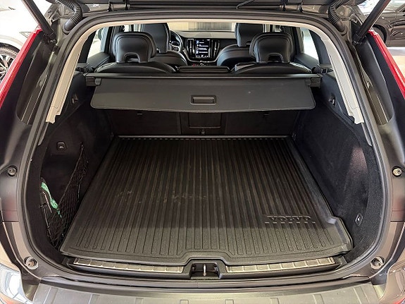Volvo XC60 16 of 18