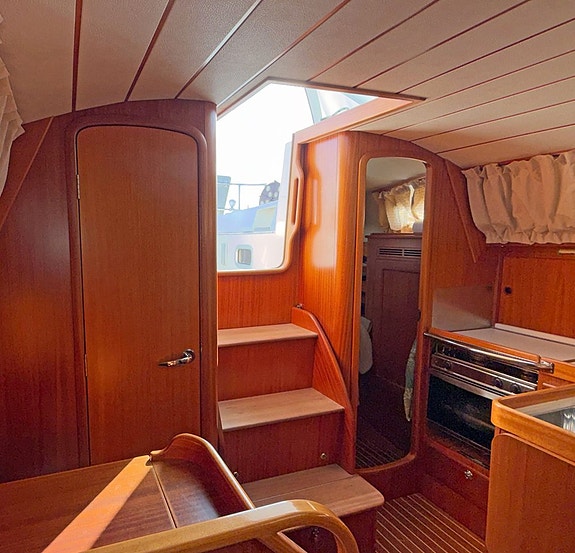 Hallberg-Rassy 342 20 of 24