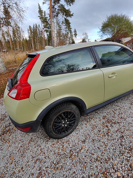 Volvo C30 2 of 11