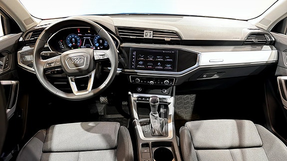 Audi Q3 10 of 20