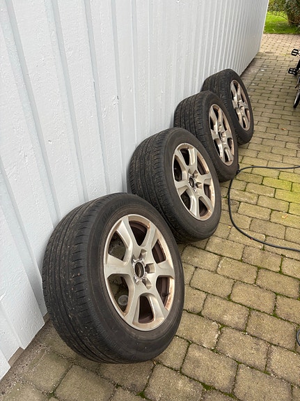 Product image 1 of 7