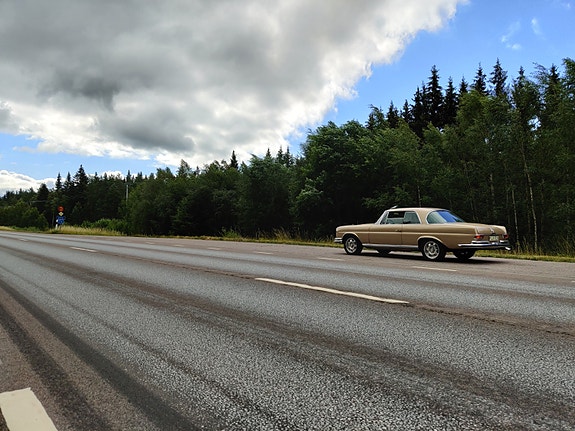 Mercedes-Benz 280 SE 8 of 8