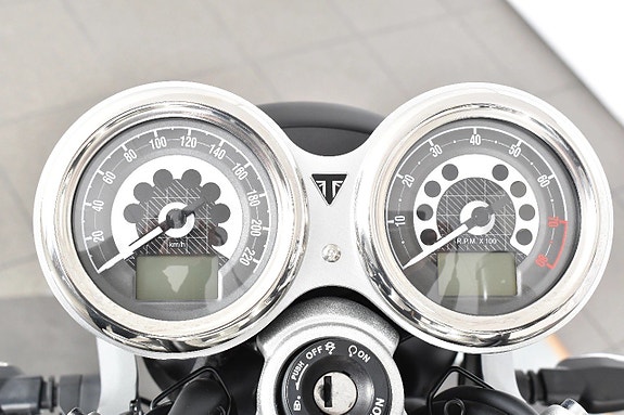 Triumph Speed Twin 1200 ABS Mycket fint skick 7 of 18