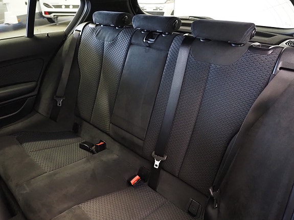 BMW 120d 18 of 24