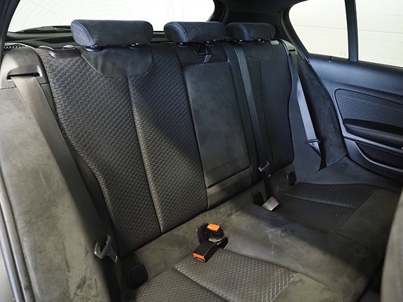 BMW 120d 14 of 24