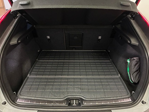Volvo C40 10 of 22