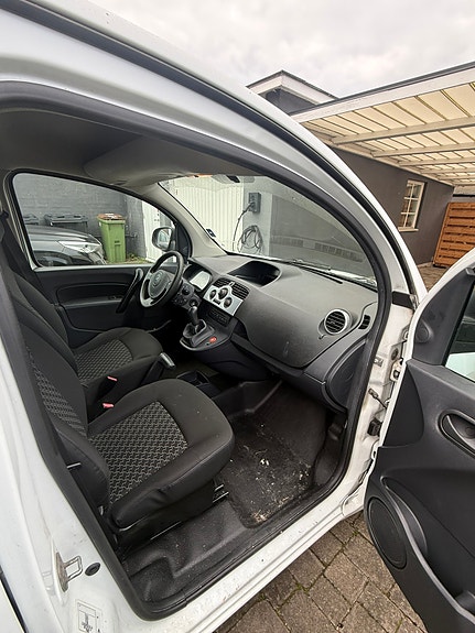 Renault Kangoo Express 8 of 14