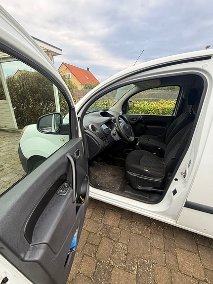 Renault Kangoo Express 9 of 14