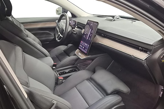 Volvo ES90 13 of 23