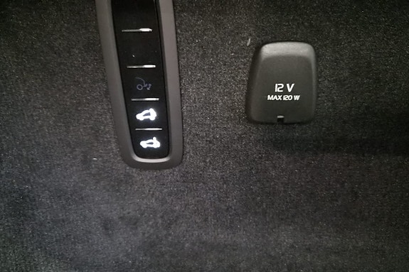 Volvo ES90 23 of 23