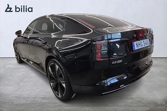 Volvo ES90 2 of 23