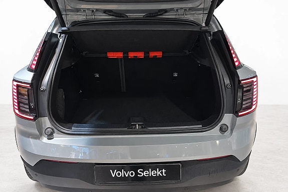 Volvo EX30 14 of 21