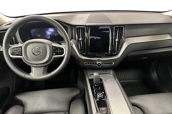Volvo XC60 18 of 30