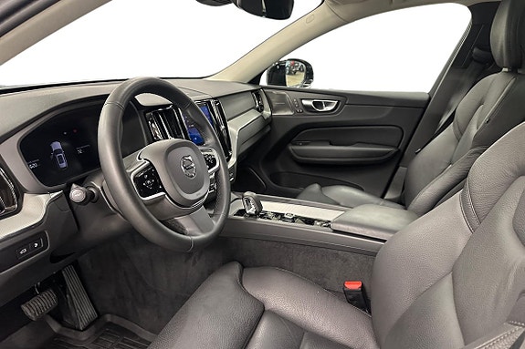 Volvo XC60 17 of 30