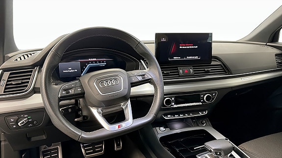 Audi Q5 10 of 16